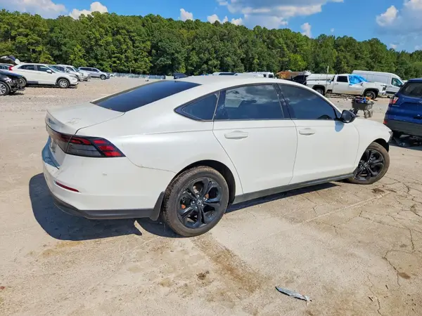 1HGCY1F48SA011851 — 2025 Honda Accord, фото 3 с аукциона Copart, Передняя часть