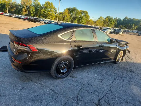 1HGCY2F58SA092557 — 2025 Honda Accord, фото 3 с аукциона Copart, Передняя часть