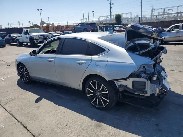 1HGCY2F87SA081737 — 2025 Honda Accord, фото 2 с аукциона Copart, Задняя часть