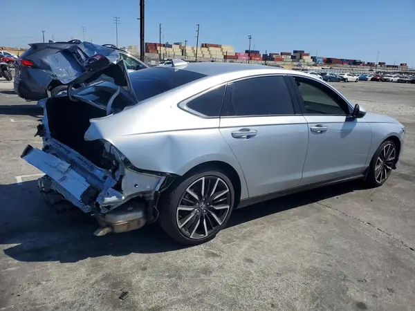 1HGCY2F87SA081737 — 2025 Honda Accord, фото 3 с аукциона Copart, Задняя часть