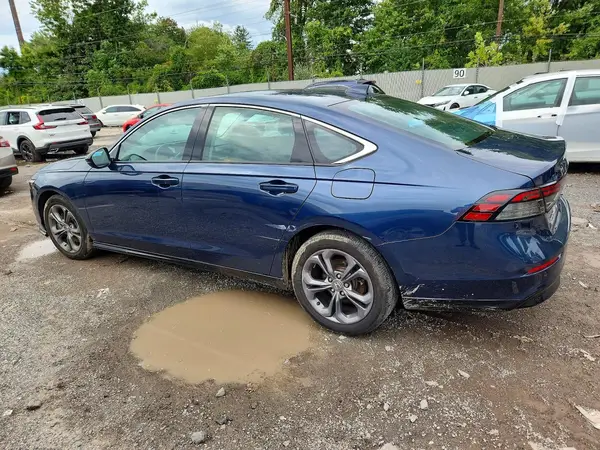 1HGCY2F62SA054055 — 2025 Honda Accord, фото 2 с аукциона Copart 30.09.2026, Вандализм