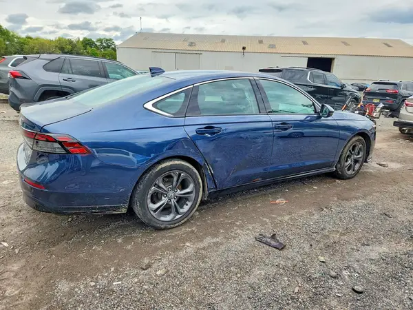 1HGCY2F62SA054055 — 2025 Honda Accord, фото 3 с аукциона Copart 30.09.2026, Вандализм
