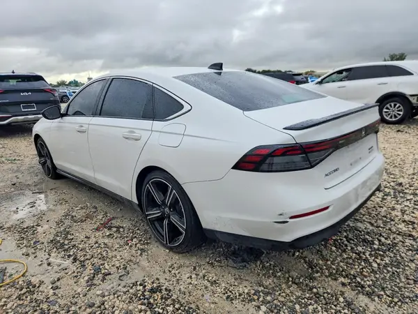 1HGCY2F59SA079204 — 2025 Honda Accord, фото 2 с аукциона Copart, Передняя часть