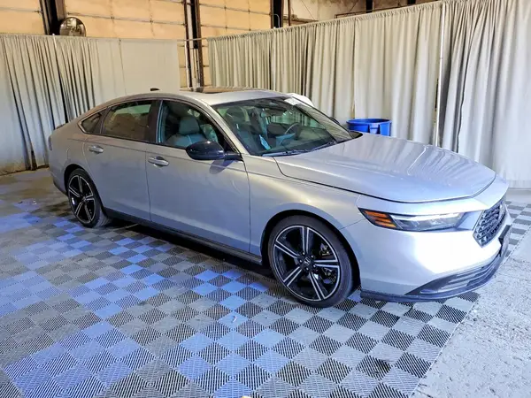 1HGCY2F58SA093272 — 2025 Honda Accord, фото 4 с аукциона Copart, Боковая часть