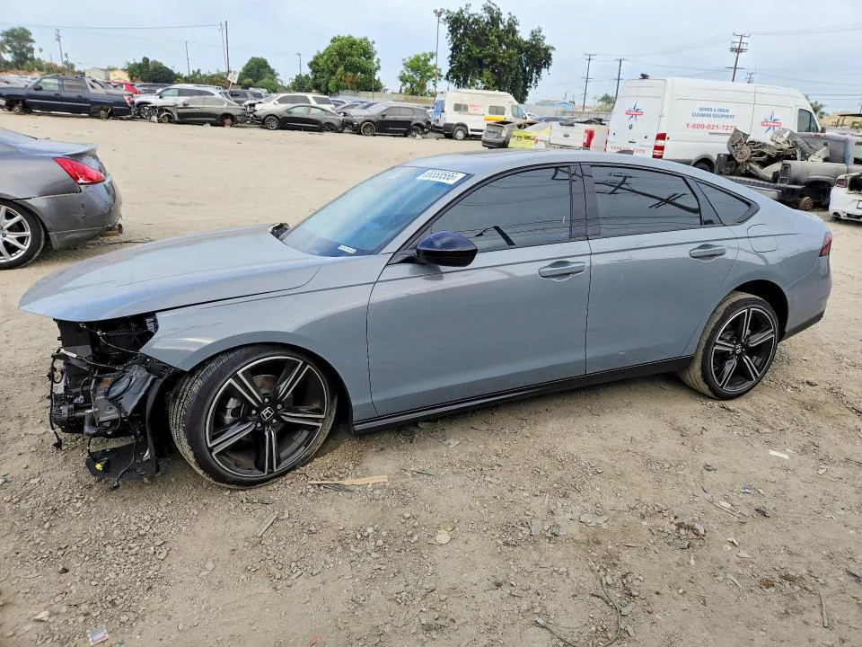 2026 Honda Accord VIN 1HGCY1F44TA007023 фото 1
