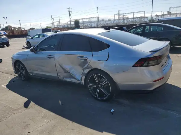 1HGCY2F58TA025510 — 2026 Honda Accord, фото 2 с аукциона Copart, Боковая часть