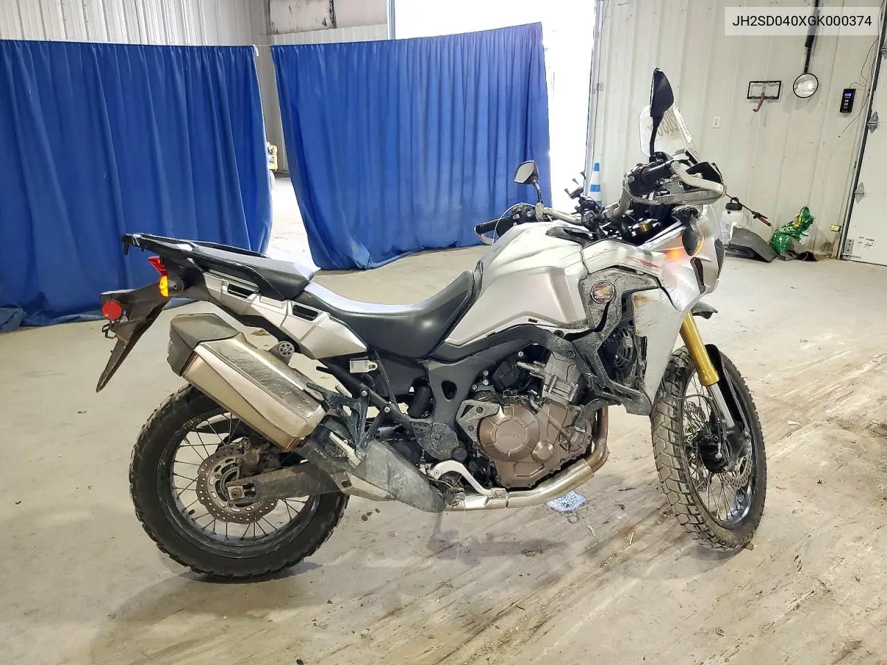 2016 Honda Crf1000 VIN JH2SD040XGK000374 фото 1