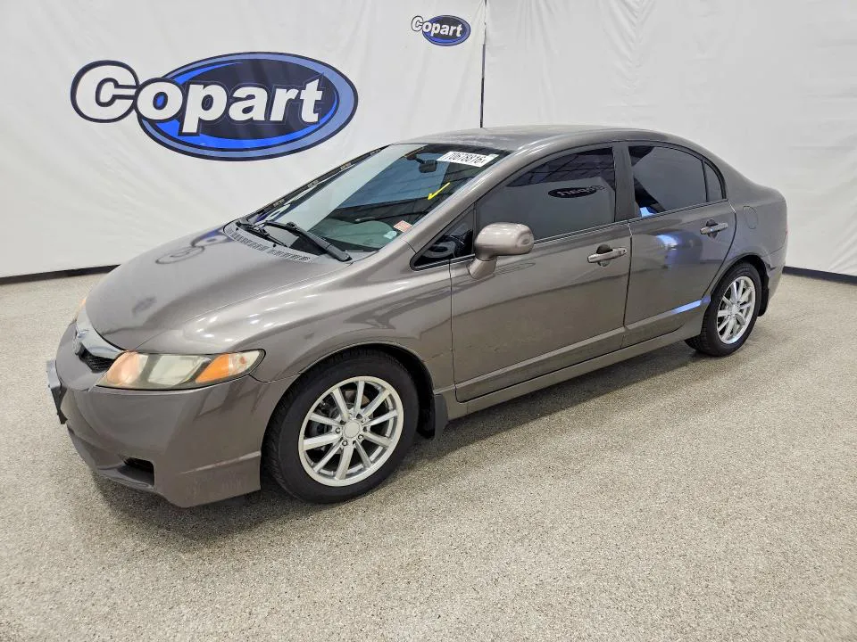 2010 HONDA CIVIC VIN 19XFA1F58AE061718 фото 1