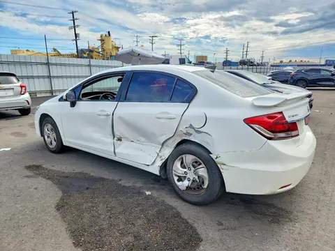 19XFB2F51FE262340 — 2015 Honda Civic, фото 2 с аукциона Copart 30.09.2026, Боковая часть