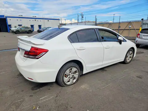 19XFB2F51FE262340 — 2015 Honda Civic, фото 3 с аукциона Copart 30.09.2026, Боковая часть