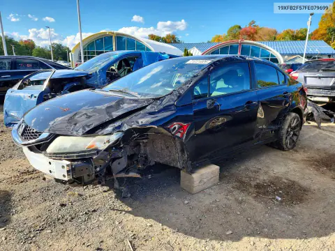 19XFB2F57FE079699 — 2015 Honda Civic, Передняя часть, фото до ремонта