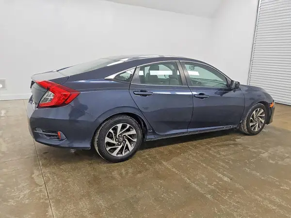 19XFC2F79GE054111 — 2016 Honda Civic, фото 3 с аукциона Copart 29.09.2026, Мелкие вмятины и царапины