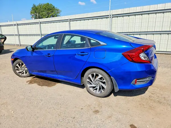 19XFC2F7XGE041996 — 2016 Honda Civic, фото 2 с аукциона Copart 15.10.2026, Задняя часть