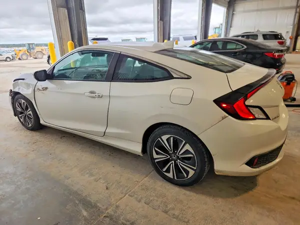 2HGFC3B32GH359321 — 2016 Honda Civic, фото 2 с аукциона Copart 06.10.2026, Передняя часть