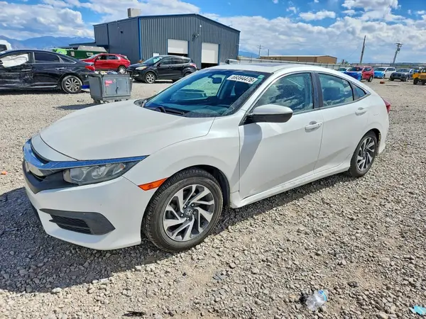 19XFC2F72GE083840 — 2016 Honda Civic, Задняя часть (Rear End), фото до ремонта