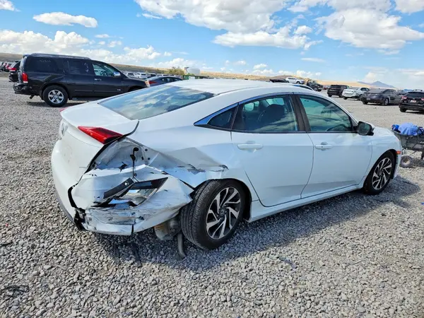 19XFC2F72GE083840 — 2016 Honda Civic, фото 3 с аукциона Copart, Задняя часть