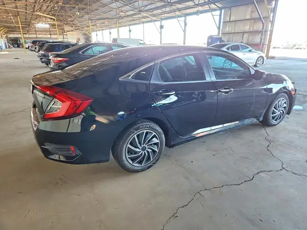 2HGFC2F54GH570042 — 2016 Honda Civic, фото 3 с аукциона Copart 28.09.2026, Передняя часть
