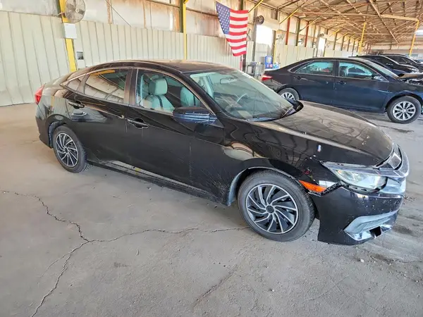 2HGFC2F54GH570042 — 2016 Honda Civic, фото 4 с аукциона Copart 28.09.2026, Передняя часть