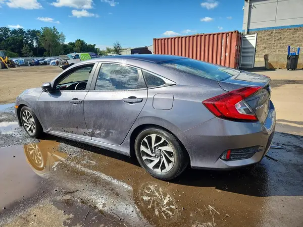 2HGFC2F76GH513424 — 2016 Honda Civic, фото 2 с аукциона Copart 13.10.2026, Подтопление