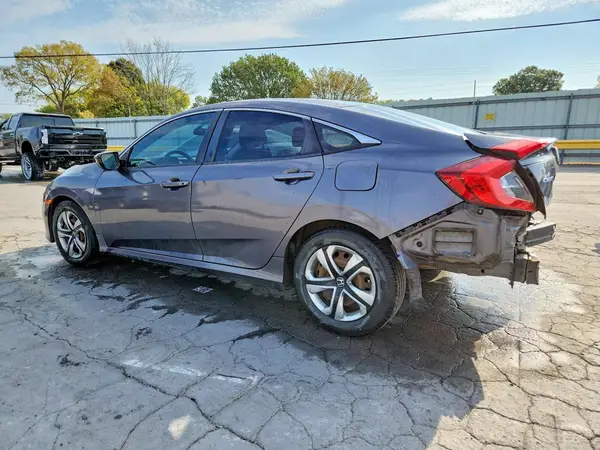 19XFC2F50GE005281 — 2016 Honda Civic, фото 2 с аукциона Copart 05.10.2026, Задняя часть