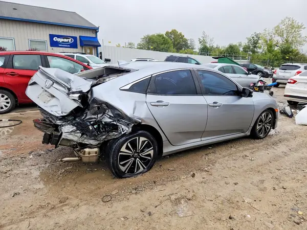 19XFC1F39GE039986 — 2016 Honda Civic, фото 3 с аукциона Copart, Задняя часть