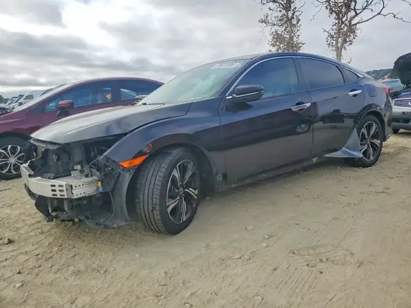 2HGFC1F98GH631633 — 2016 Honda Civic, Передняя часть (Front End), фото до ремонта