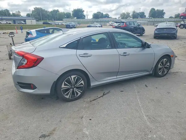 19XFC1F36GE024040 — 2016 Honda Civic, фото 3 с аукциона Copart, Передняя часть