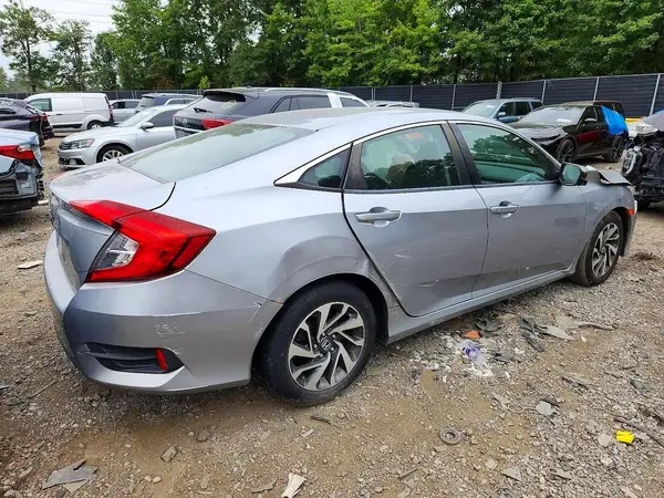 19XFC2F76GE042031 — 2016 Honda Civic, фото 3 с аукциона Copart 06.10.2026, Передняя часть
