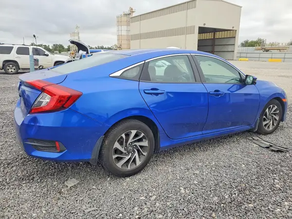 19XFC2F86GE079766 — 2016 Honda Civic, фото 3 с аукциона Copart 13.10.2026, Задняя часть