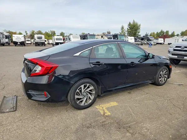 2HGFC2F74GH527466 — 2016 Honda Civic, фото 3 с аукциона Copart, Передняя часть