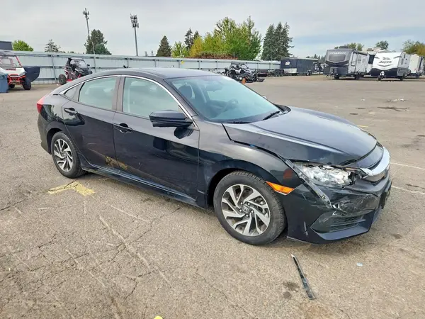2HGFC2F74GH527466 — 2016 Honda Civic, фото 4 с аукциона Copart, Передняя часть