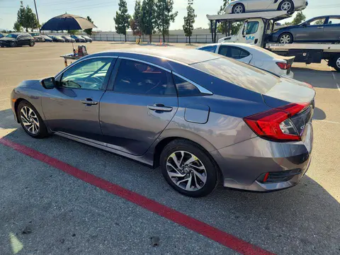 2016 Honda Civic VIN 2HGFC2F70GH572355 фото 2