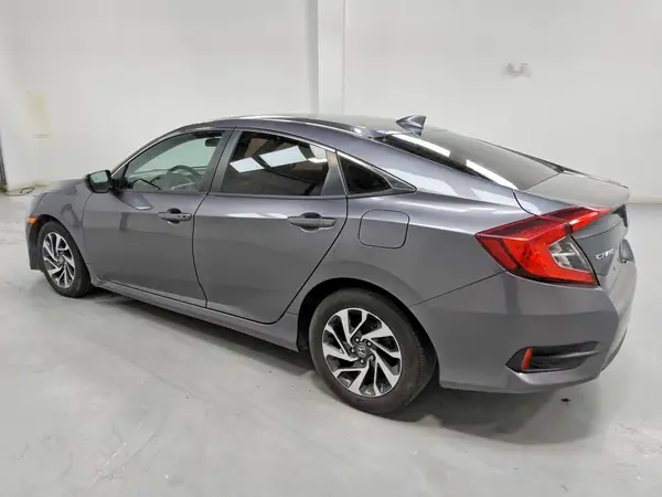 19XFC2F74HE226532 — 2017 Honda Civic, фото 2 с аукциона Copart 02.10.2026, Механические повреждения