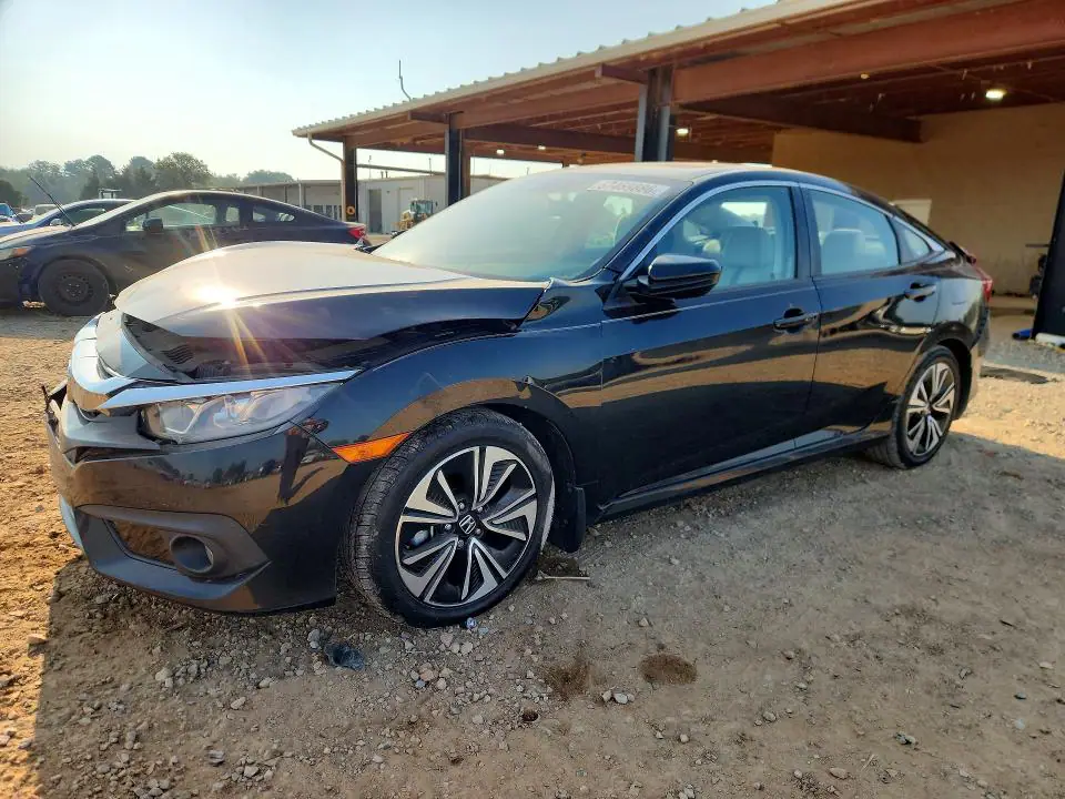 19XFC1F49HE027086 Honda Civic 2017 — повреждение Задняя часть, фото до ремонта