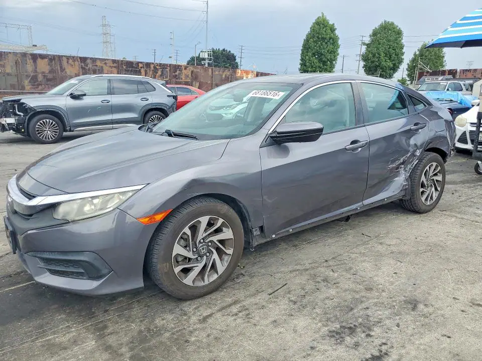 2HGFC2F75HH545671 Honda Civic 2017 — повреждение Задняя часть, фото до ремонта