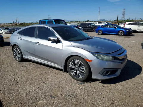 2017 Honda Civic VIN 19XFC1F3XHE031140 фото 4