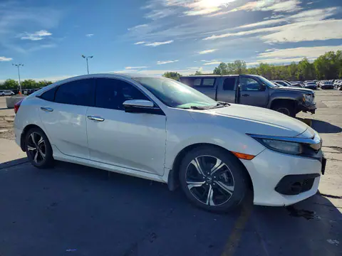 19XFC1F91HE014053 — 2017 Honda Civic, фото 4 с аукциона Copart 14.10.2026, Повреждения снизу