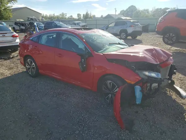 2HGFC1F34HH634834 — 2017 Honda Civic, фото 4 с аукциона Copart 14.10.2026, Опрокидывание