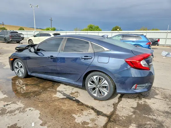19XFC1F39HE023966 — 2017 Honda Civic, фото 2 с аукциона Copart 02.10.2026, Передняя часть