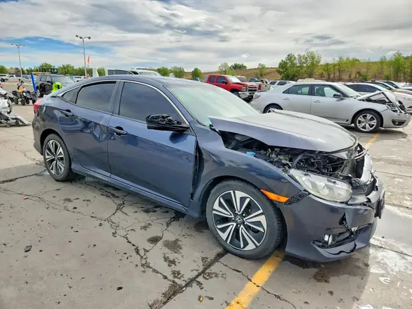 19XFC1F39HE023966 — 2017 Honda Civic, фото 4 с аукциона Copart 02.10.2026, Передняя часть