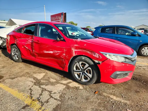 2HGFC2F58HH502246 — 2017 Honda Civic, фото 4 с аукциона Copart 12.10.2026, Боковая часть