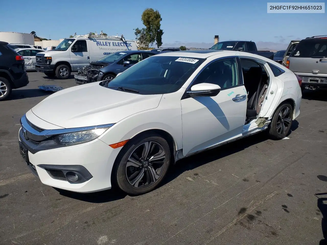 2017 Honda Civic Touring VIN 2HGFC1F92HH651023 фото 1