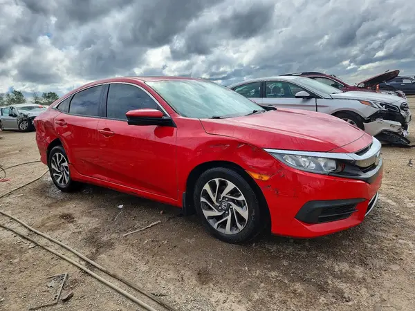 2HGFC2F7XHH546816 — 2017 Honda Civic, фото 4 с аукциона Copart, Боковая часть