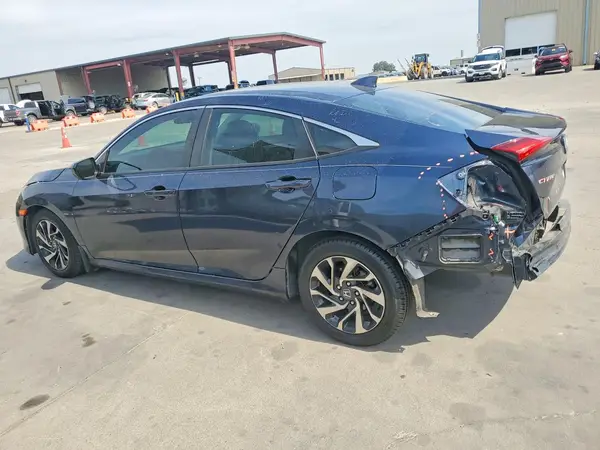 19XFC2F76HE066721 — 2017 Honda Civic, фото 2 с аукциона Copart 05.10.2026, Задняя часть