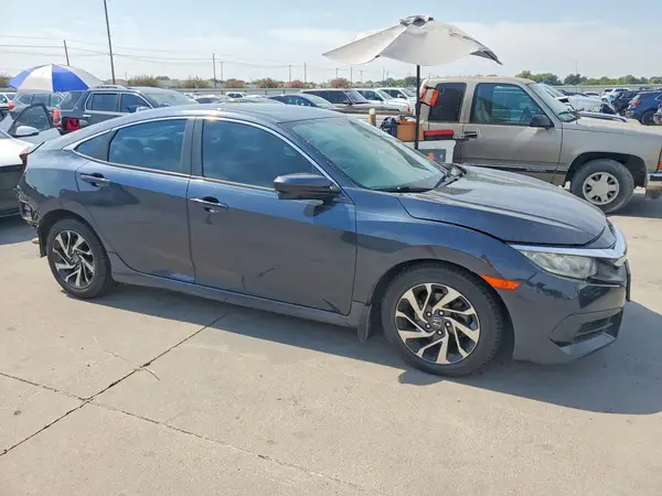 19XFC2F76HE066721 — 2017 Honda Civic, фото 4 с аукциона Copart 05.10.2026, Задняя часть