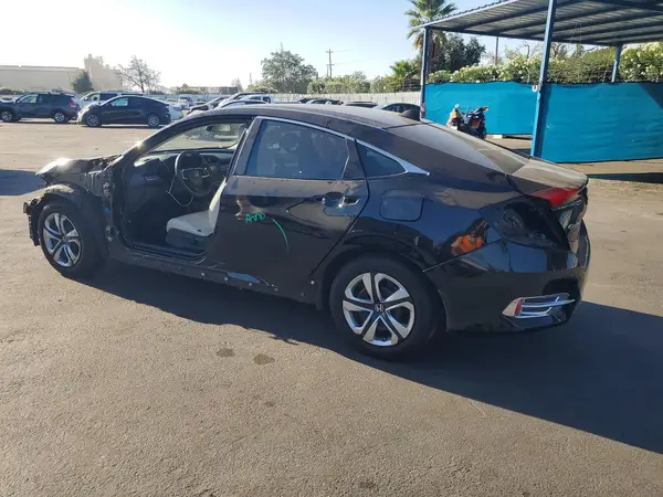 2HGFC2F56HH529154 — 2017 Honda Civic, фото 2 с аукциона Copart, Передняя часть