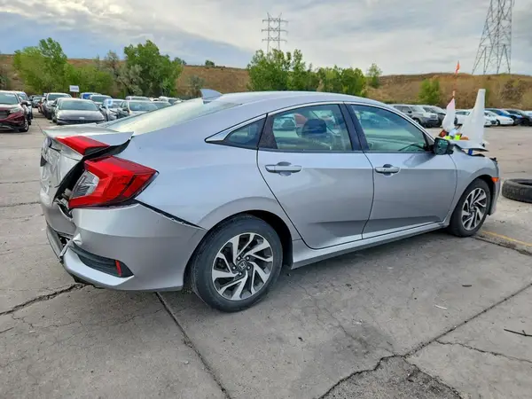 19XFC2F71HE010170 — 2017 Honda Civic, фото 3 с аукциона Copart 14.10.2026, Задняя часть