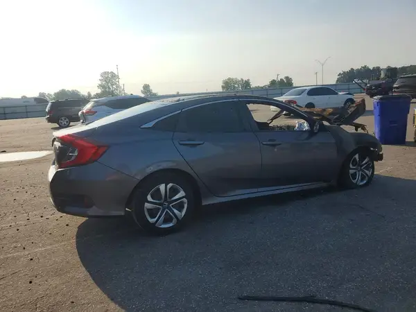 2HGFC2F51JH502014 — 2018 Honda Civic, фото 3 с аукциона Copart 08.10.2026, Пожар