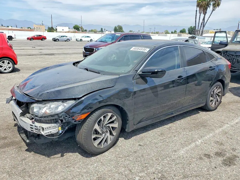 2018 Honda Civic VIN JHMFC1F32JX030374 фото 1