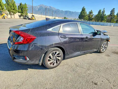 2018 Honda Civic VIN 2HGFC2F76JH507727 фото 3